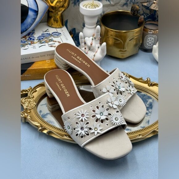 🆕 KURT GEIGER LONDON 🧿 NWOB Flower Power Low Sandal, Bone - Sz 40 US 9 - Picture 10 of 16